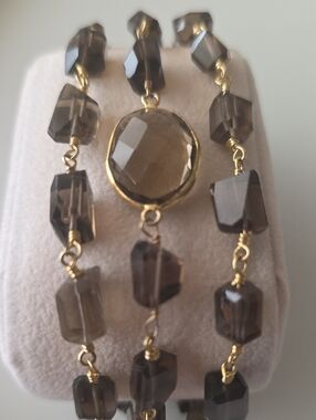 Smoky Quartz Style Gkass  Bead Hand Crafted Neklace Gold Tone Wire Magnetic